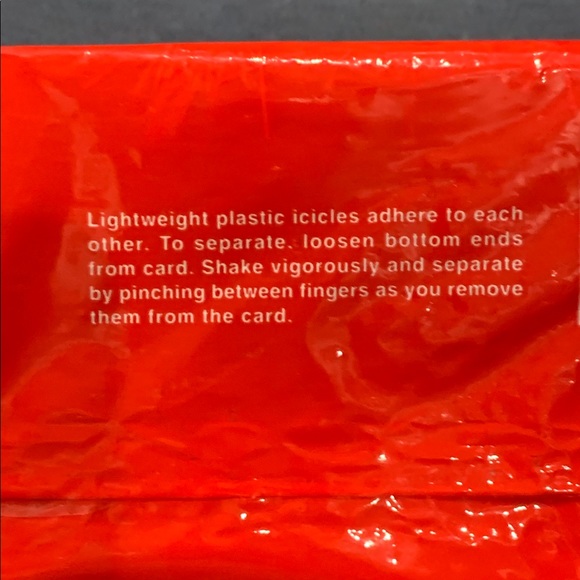 Old World Santa Silver 18” Lg Icicles Tinsel 1000 - Picture 2 of 4